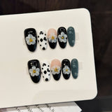 Black White Daisy Cute Modern Nails