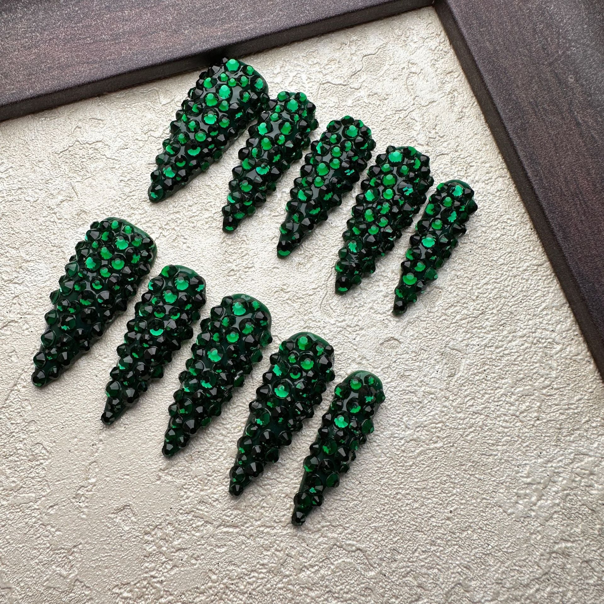 Emerald Bling Collection: "Full Emerald Glitter" – Extra Long Stiletto Press-On Nails