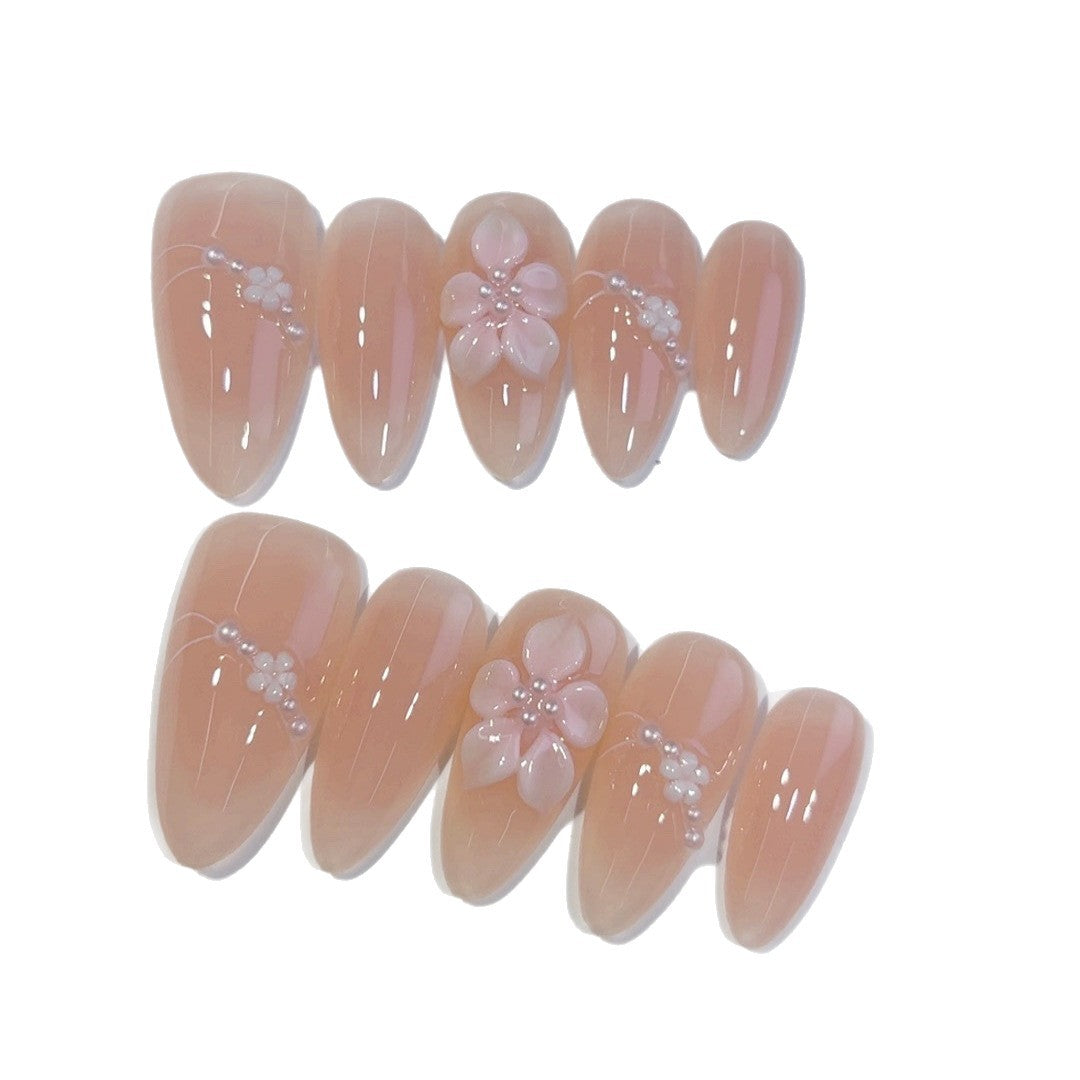 365nails: "블러쉬 사쿠라 체인" – 미디엄 아몬드형 누드-핑크 플로럴 수제 프레스온 네일