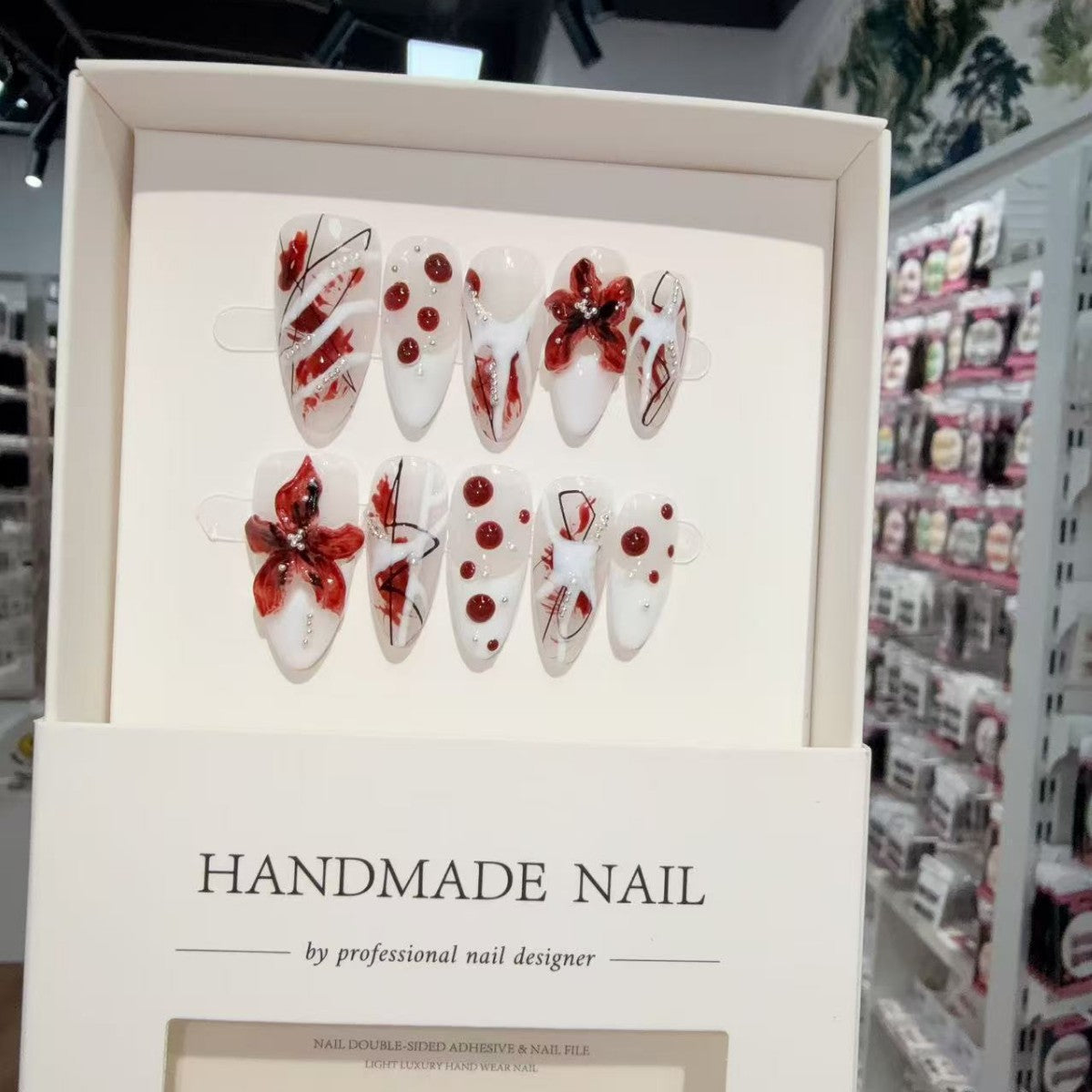 365nails: "Ruby Bloom" – 3D 입체 꽃 수제 스틸레토형 프레스온 네일