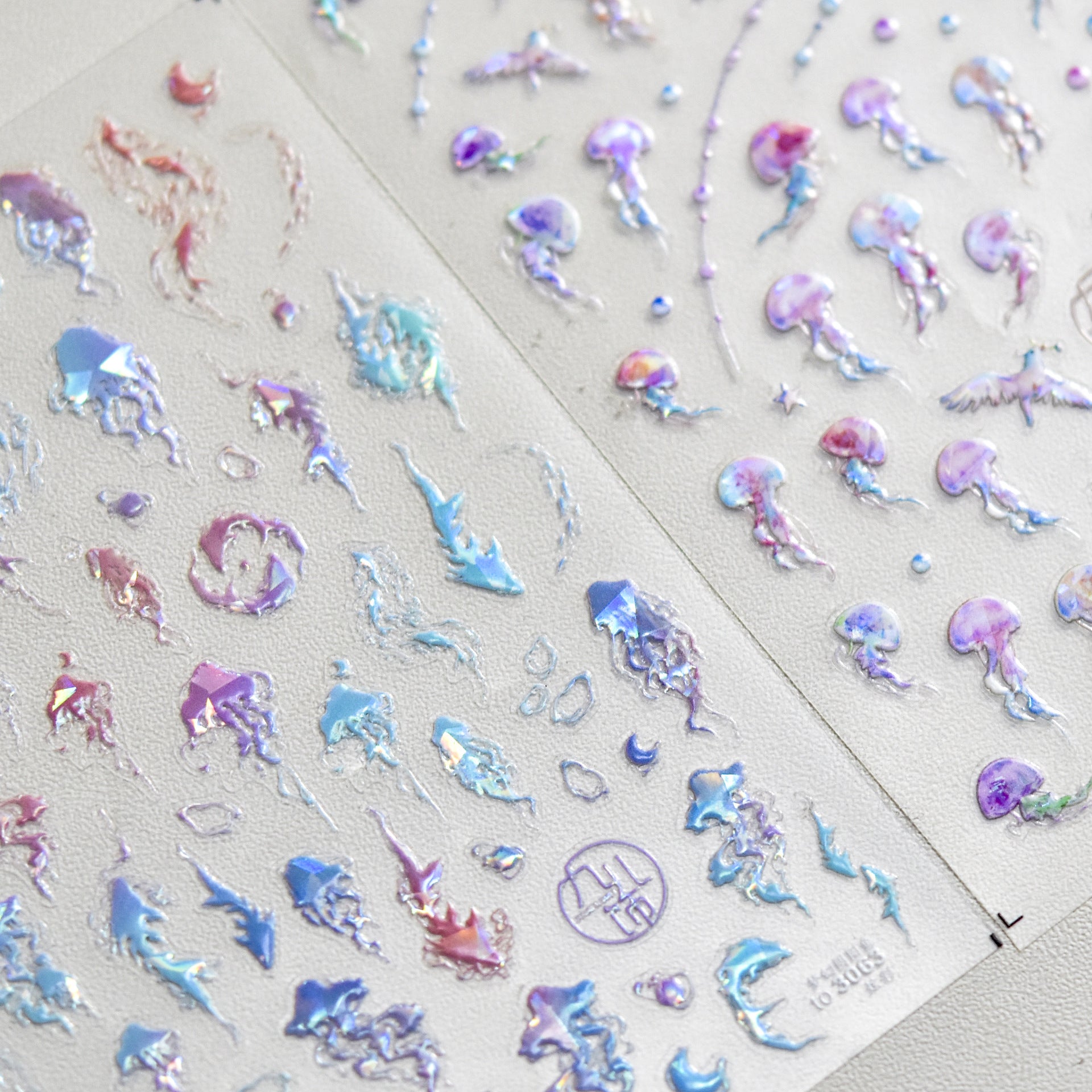 365nails: "Iridescent Jellyfish Ocean Bubble" – nail art stickers