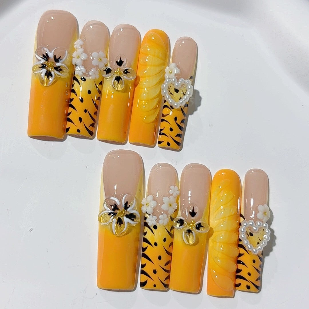 金色花卉珍珠虎紋藝術穿戴甲組