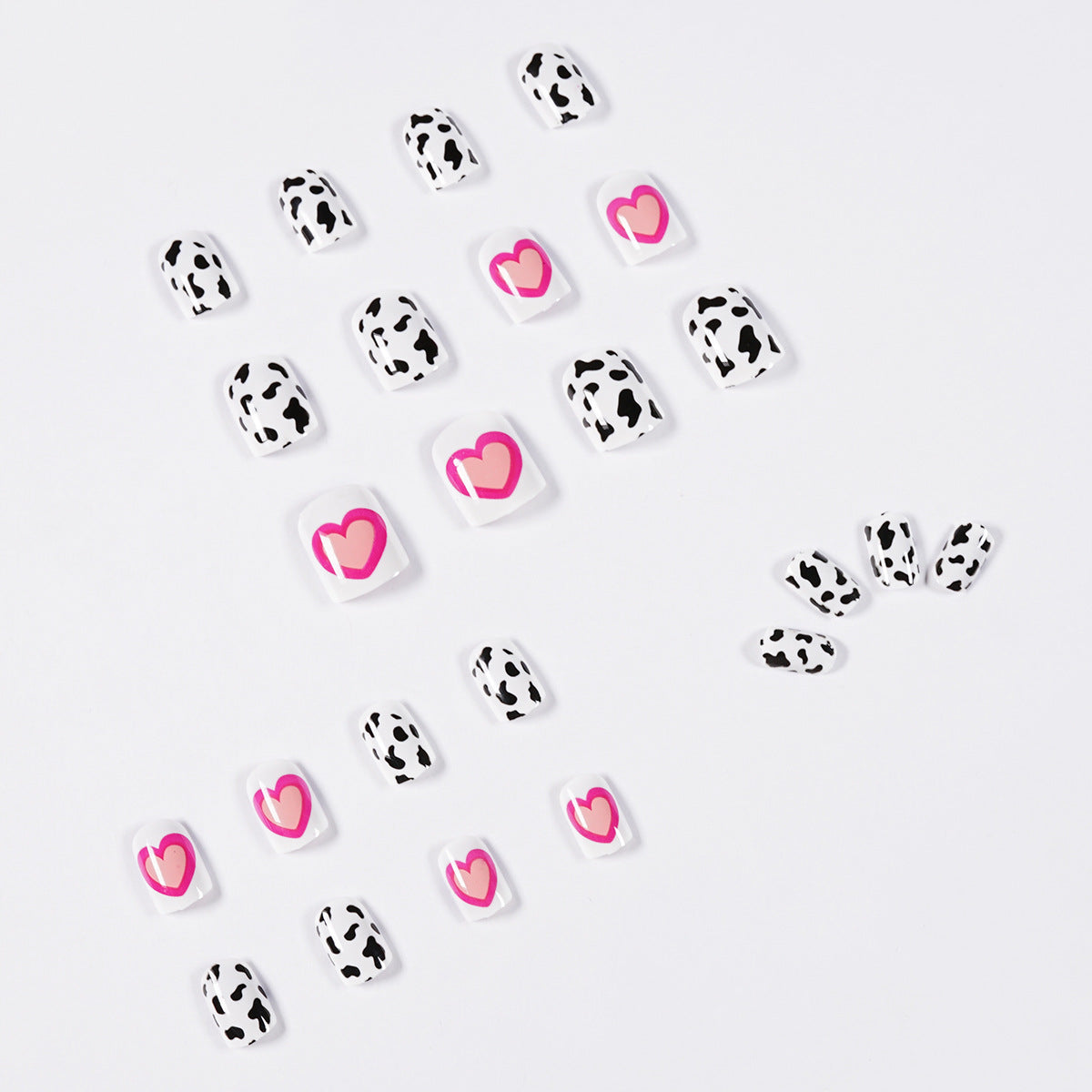 Diseño de uñas con diseño de vaca Millennium Soft Girl, acabado de uñas postizas, parche para uñas, parche impermeable y extraíble para uñas | 365nails