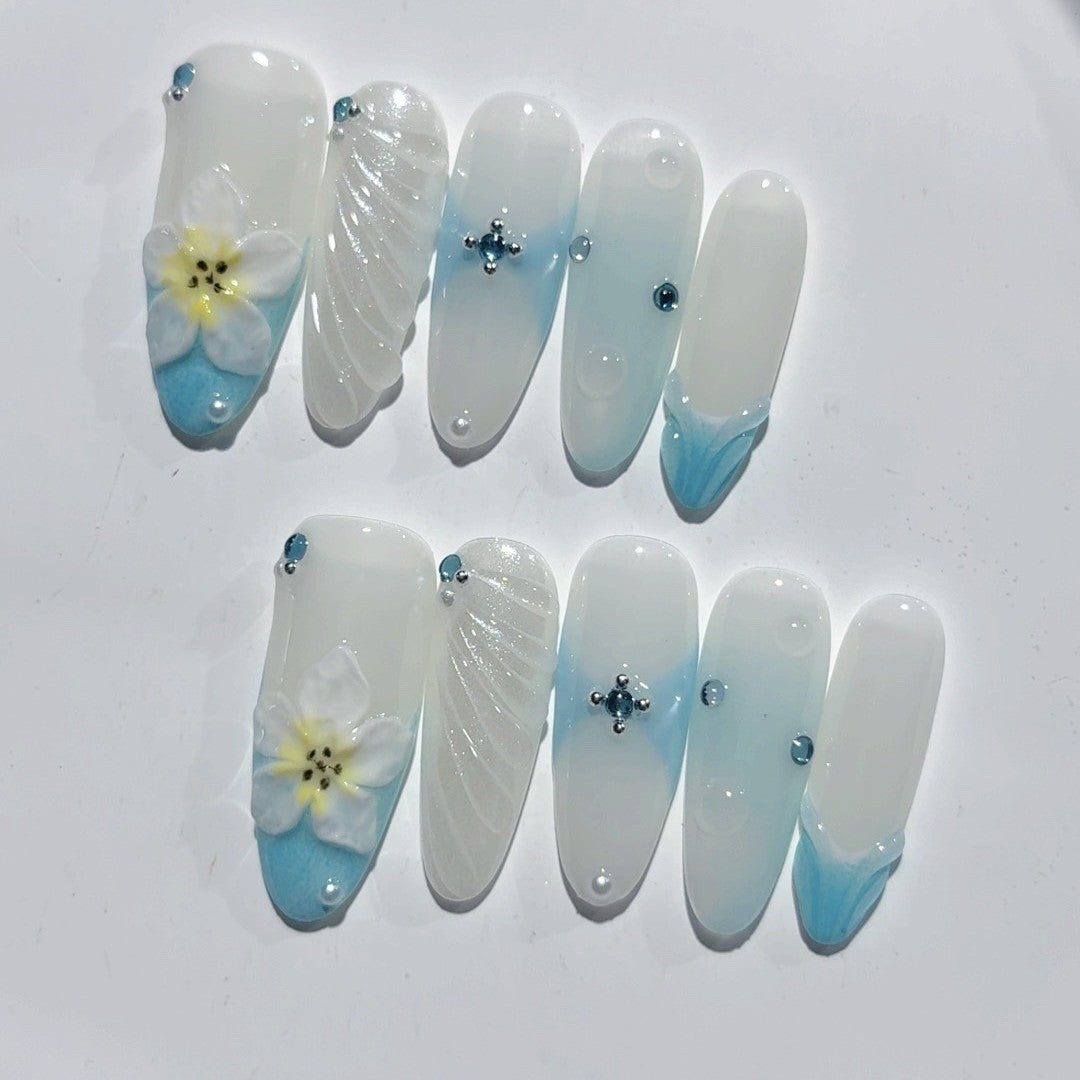 365nails - 冰霜綻放：霜花 — 杏仁形 手工製 立體雕刻 穿戴甲