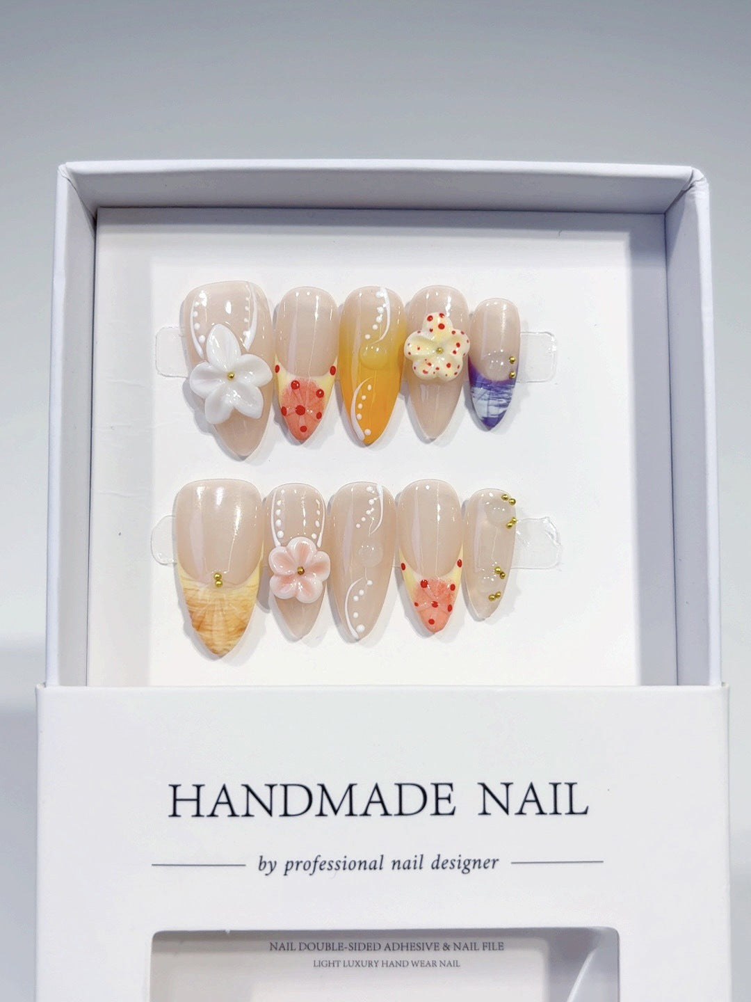 Pastel Garden: "Sussurro Florescente" – Unhas Postiças Longas Amendoada