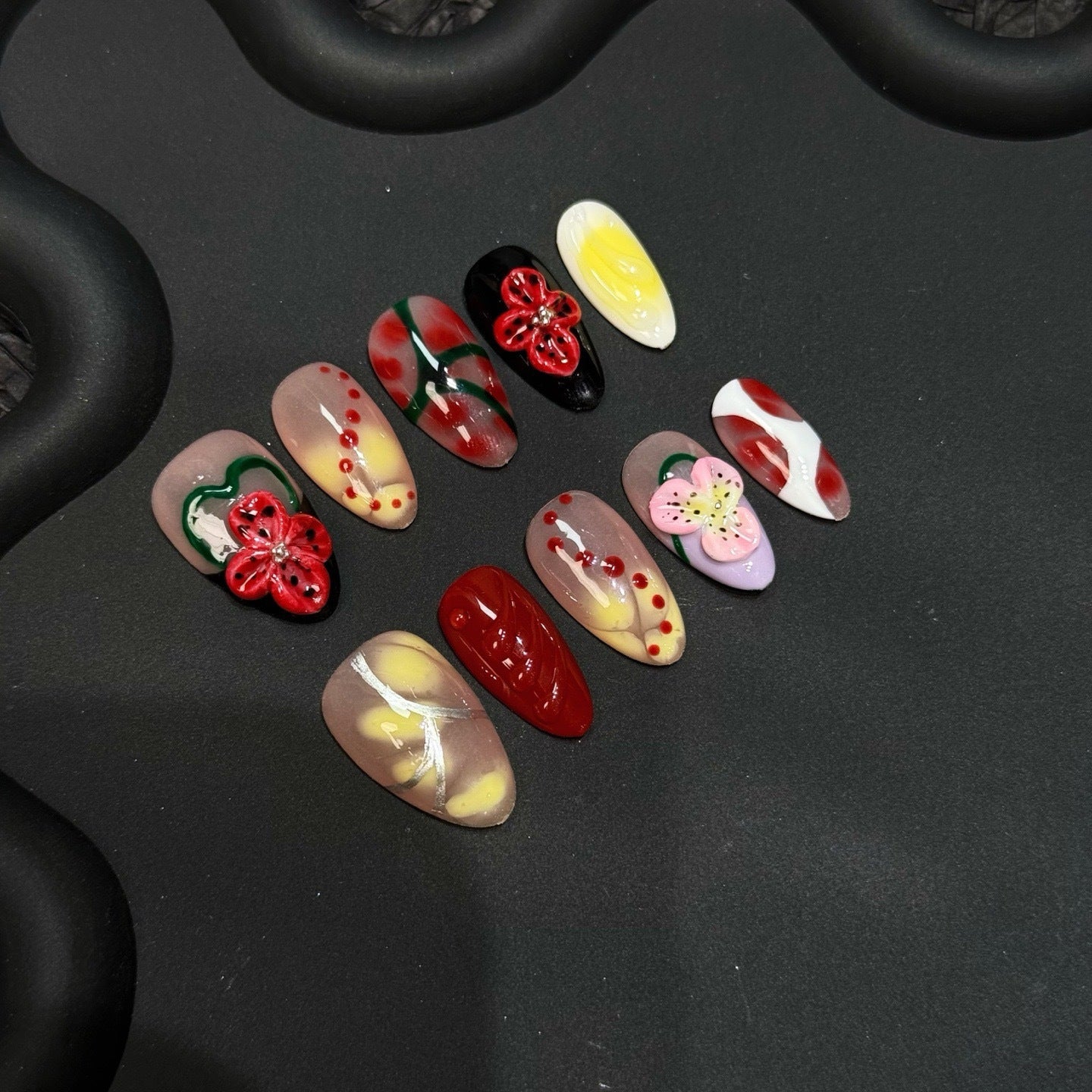 365nails: "Retro Bloom" – 3D Floral Handmade Almond Nails