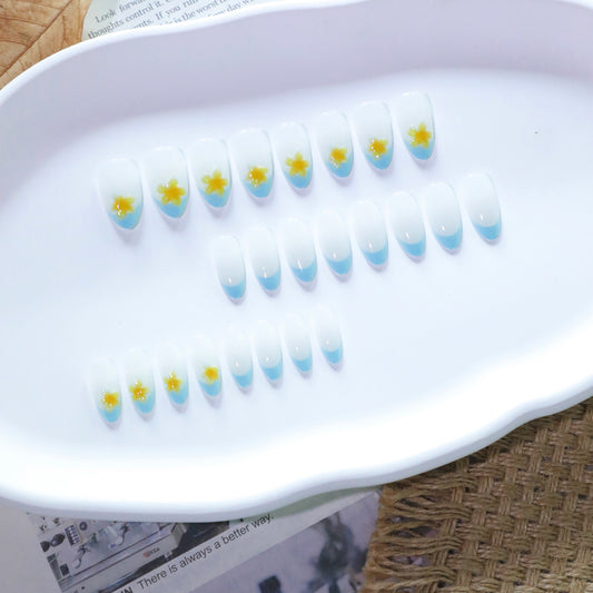 French blue simple nail art film short short round wearing fake nails 3D tropical flower press-on nails wholesale｜365nails