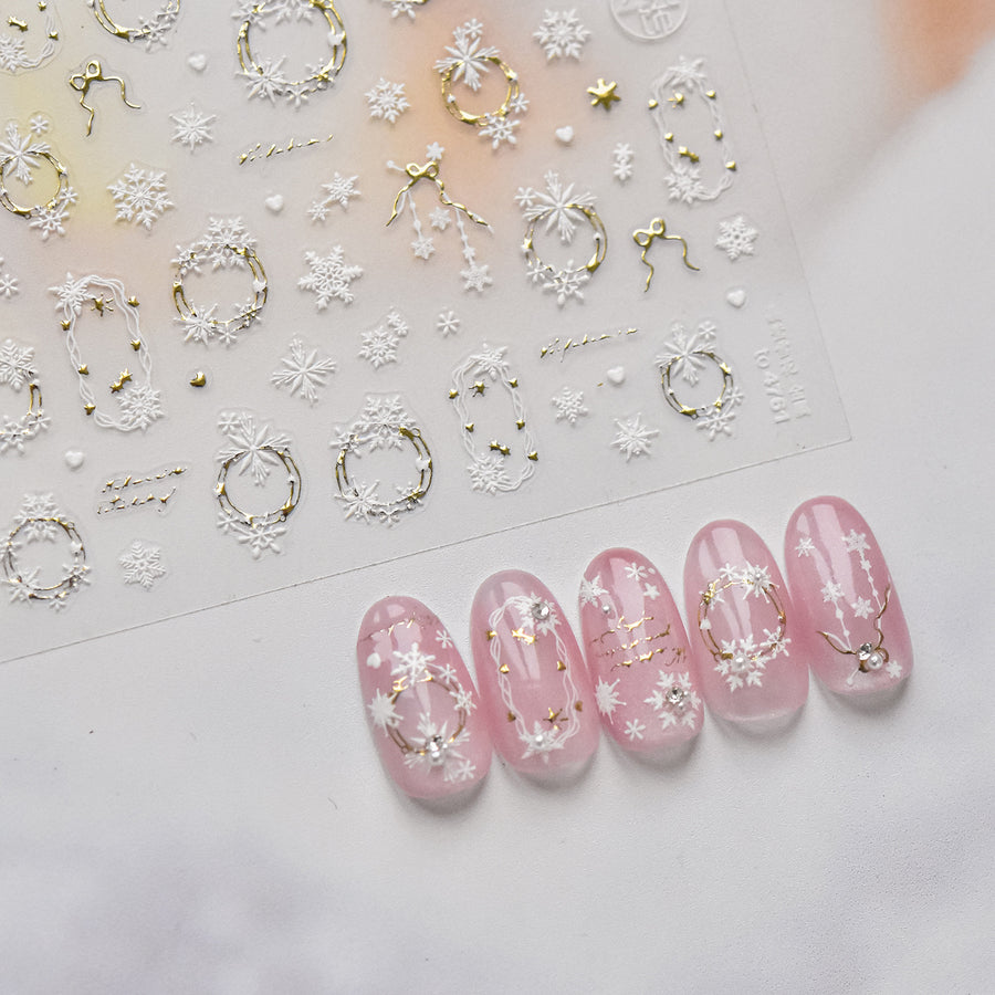 365nails: "Gold Foil Snowflake Wreath" – Nail Art Stickers