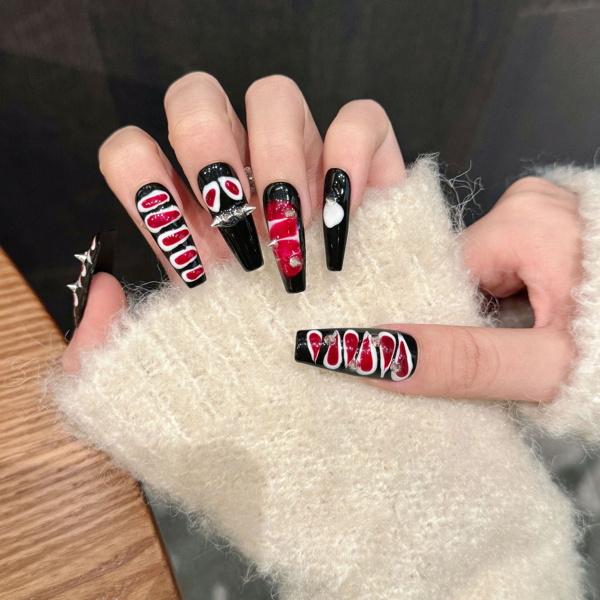 estilo pele de cobra rebites Ano da Cobra Spice Girl unhas artesanais fábrica vestível | 365nails