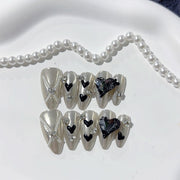 365nails：銀心暗夜 — 長款杏仁形銀黑心手工製穿戴甲