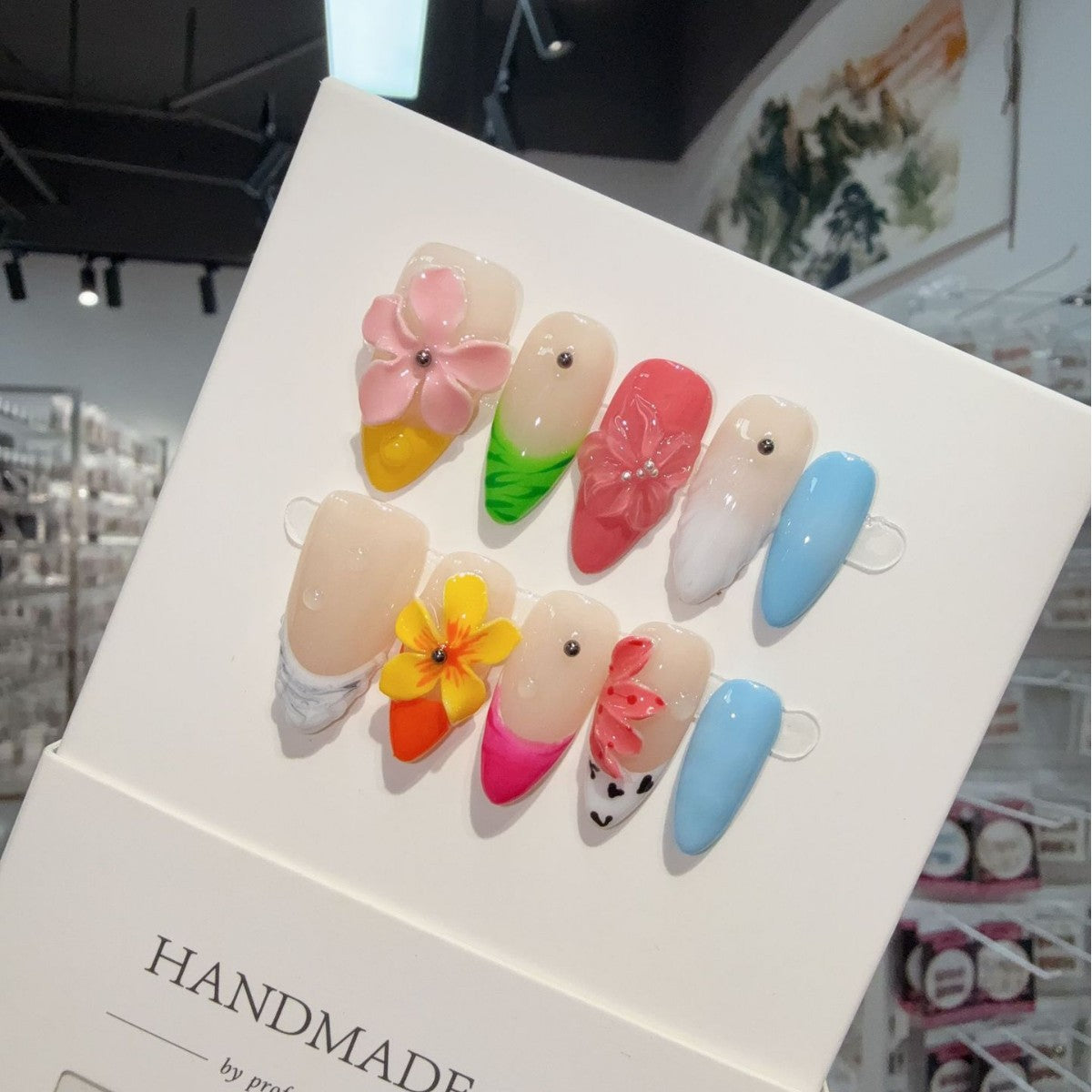 365nails「綻放花園」3D 花卉手工製尖形穿戴甲