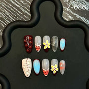 365nails : « Floraison Bonbon » — ongles forme amande fait main 3D — décor floral en relief et fraises