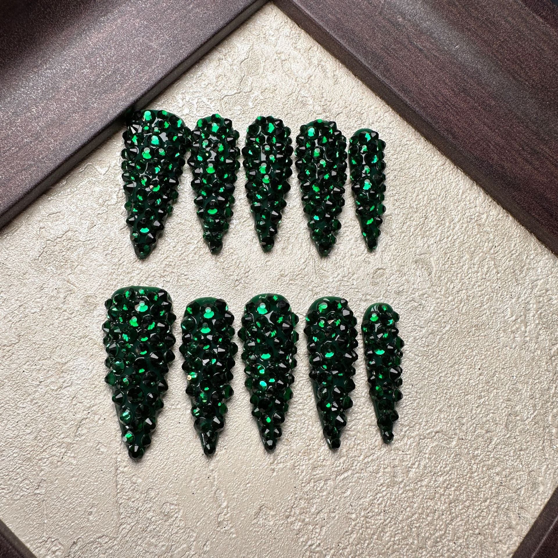 Emerald Bling Collection: "Full Emerald Glitter" – Extra Long Stiletto Press-On Nails