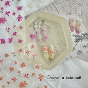 365nails: "Iridescent Lily Star" – nail art stickers