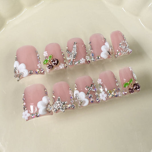 Duck bill nail, sweet ice-through carved nail art, full of diamonds and flash, sweet and cool babes Handemade press on nails wholesale｜365nails