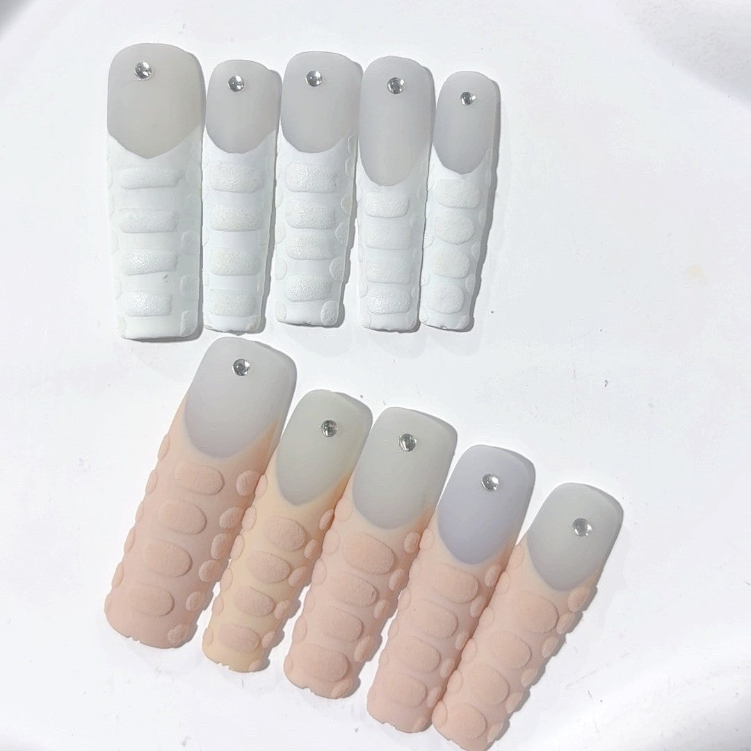 부드러운 뉴트럴 질감 심플 프레스온 네일 세트