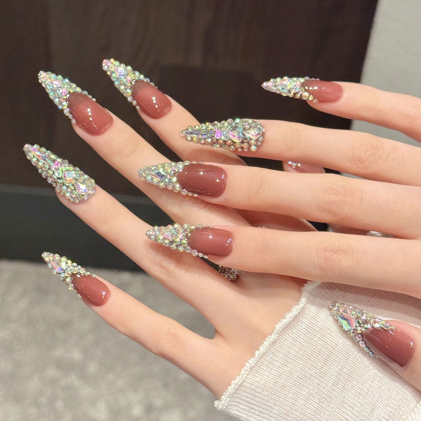 Luxury Crystal Rhinestone V-Cut Sparkling Nude Press On Nails