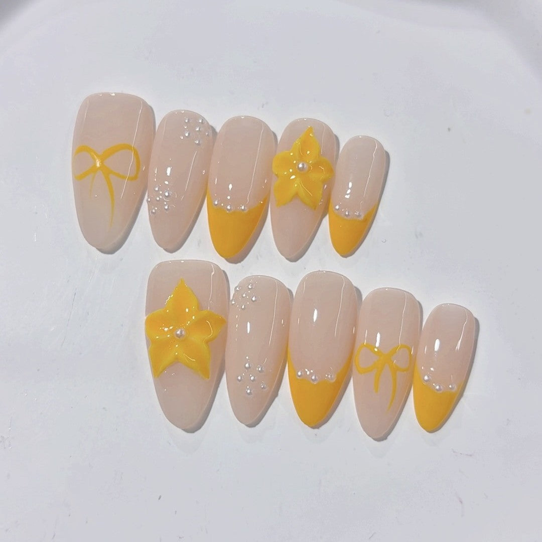 365nails-Sunshine Star: "Yellow Bow & Star" – Unhas Postiças Artesanais Amêndoa Média