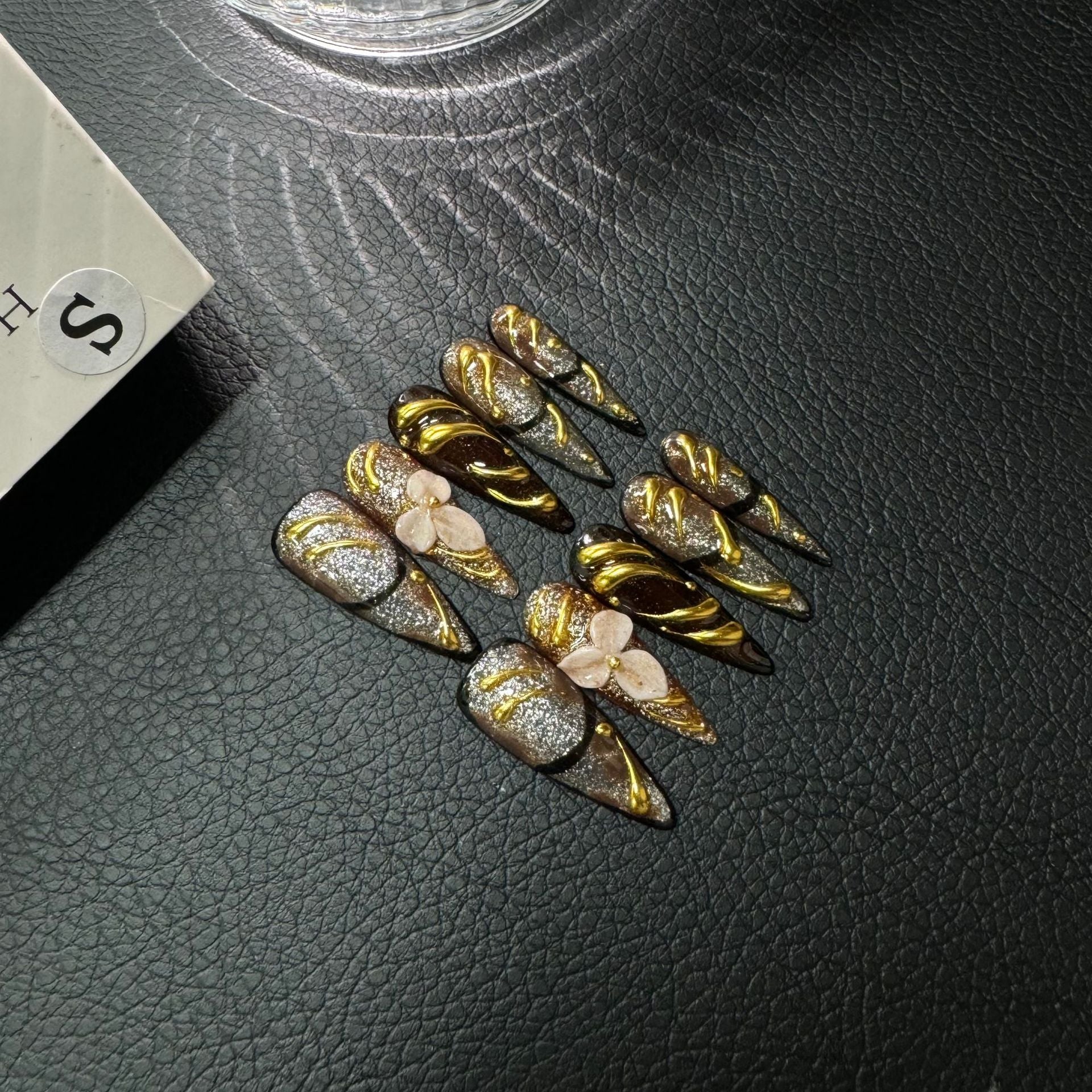 365nails: "황금 교향곡" – 3D 골드 마블 수제 스틸레토형 네일