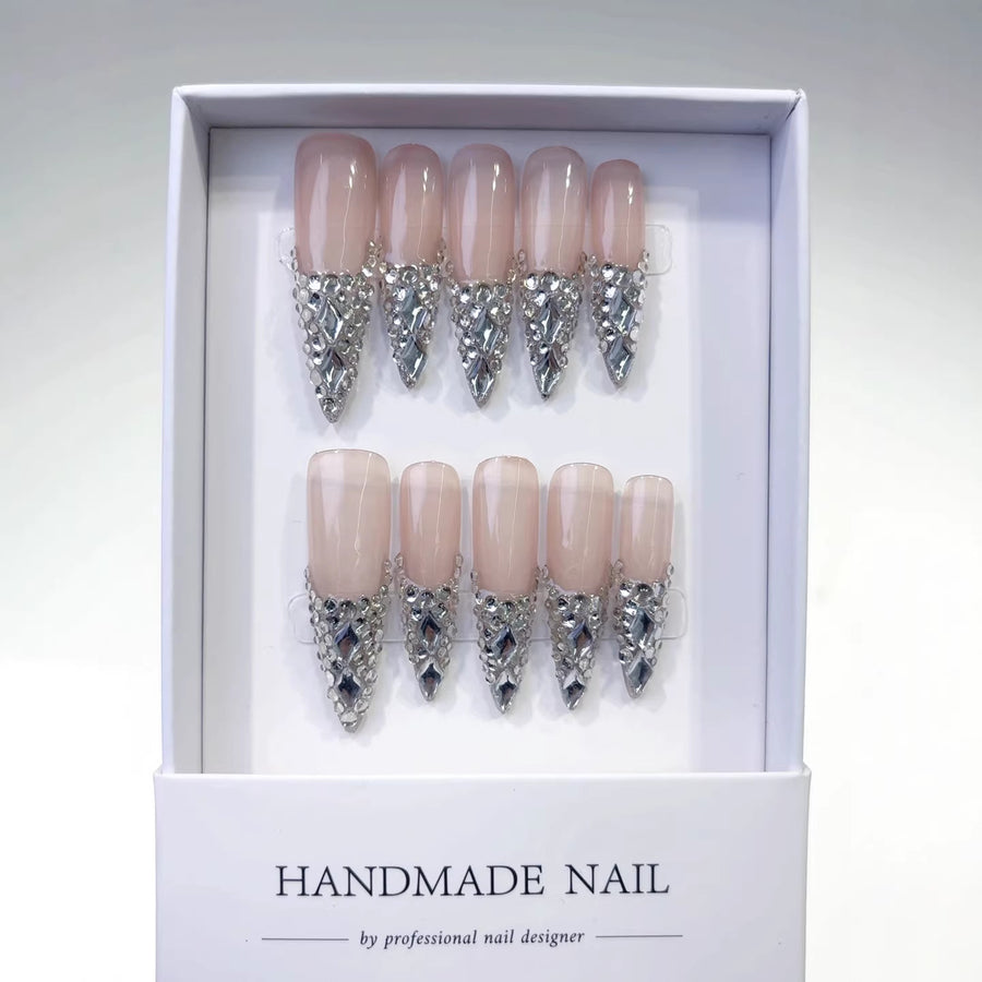 Gothic Thorn: "Dark Thorn" – Long Stiletto Press-On Nails