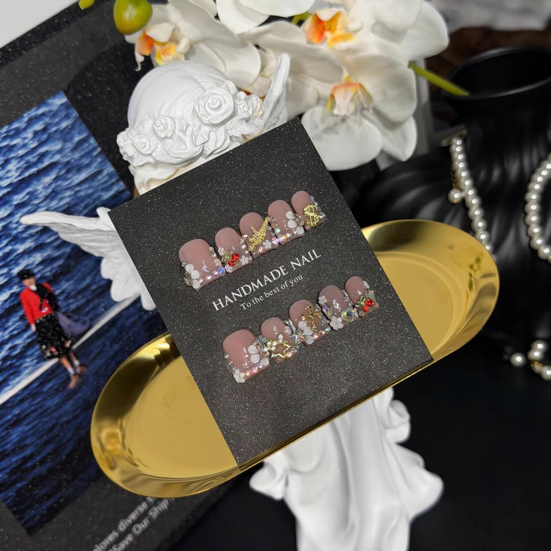 Royal Baroque Collection: "Golden Jewel" – Short Square Press-On Nails