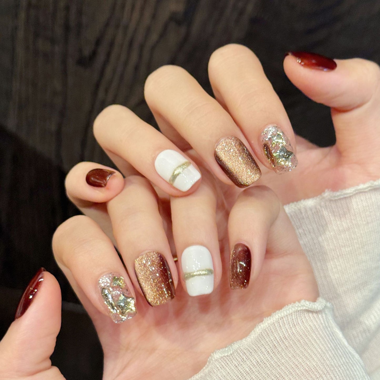 Bronze White Gold Elegant Luxe Nails