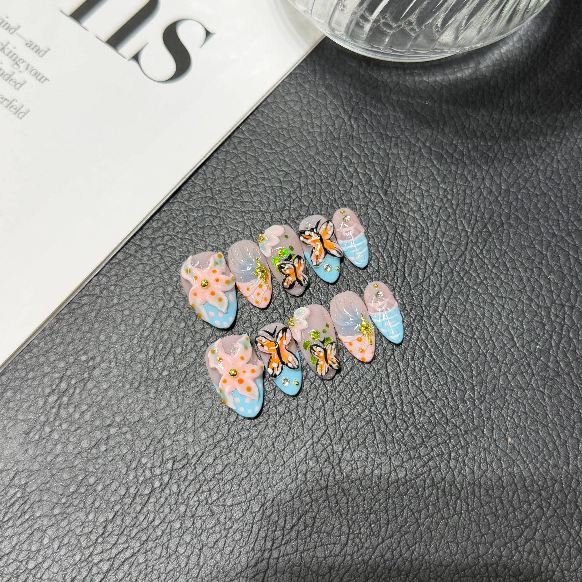 365nails：空靈花園 3D 蝴蝶與花卉 手工製 中長款棺材形甲片