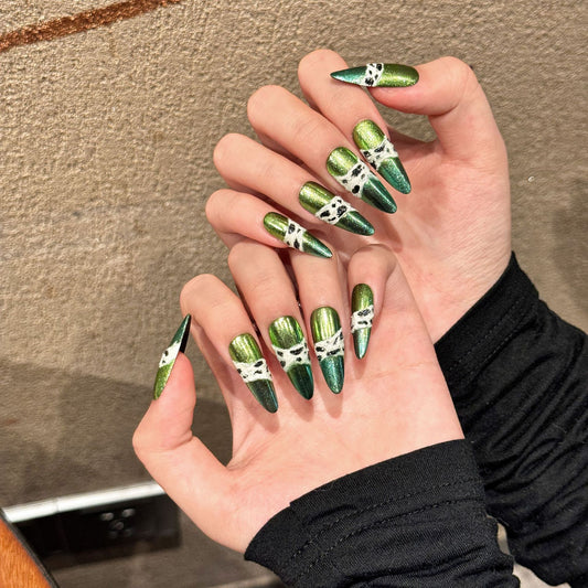 Green Snake Metal Nail Art press-on nails Mirror Pure Hand Painted Python Pattern Spice Girl Design handmade press on nails Art | 365nails