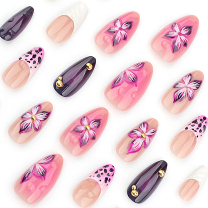 Manicure francesa com estampa de leopardo rosa e borda branca 3D com explosão de flores tridimensionais ｜365nails