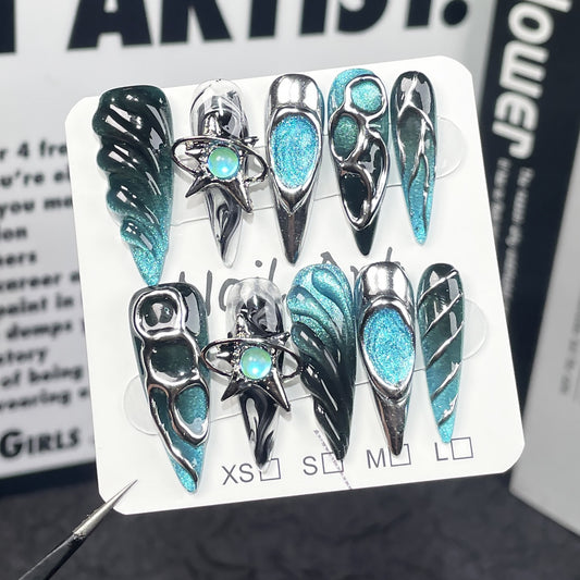 Sweet and cool babes hand-wear armor  relief metal modeling heavy industry long tip nail patch wear fake nails｜365nails