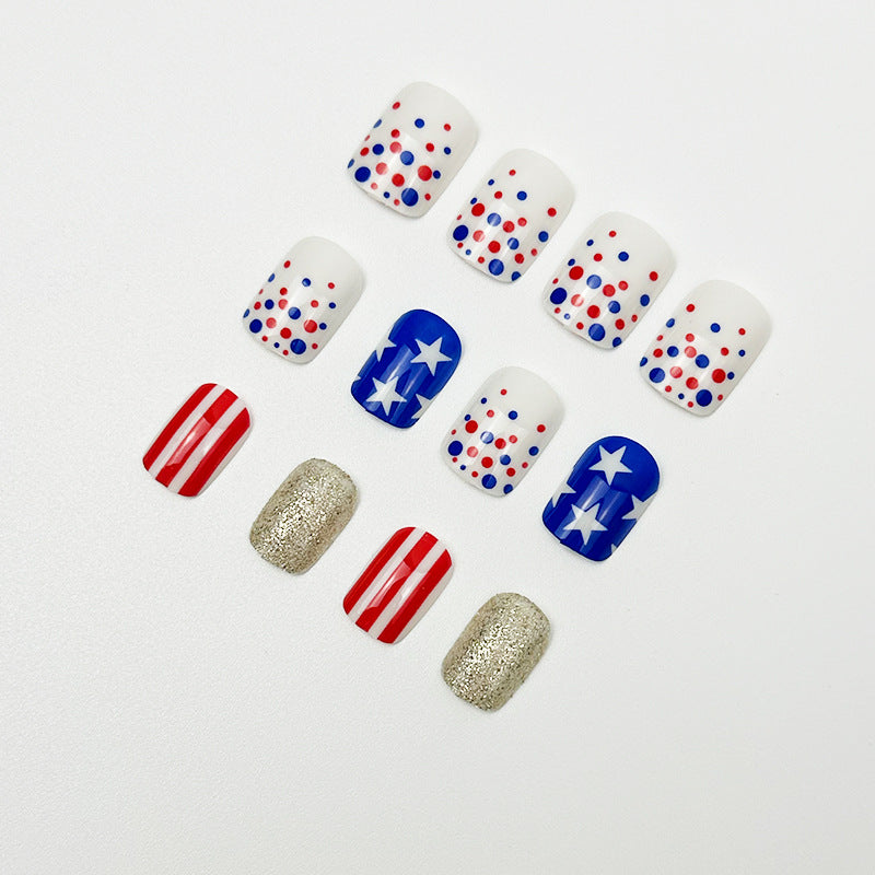 365nails: "Festive Gingham" – Plaid & Star Printed Oval Nails