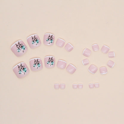 Nuevas uñas postizas francesas sencillas, elegantes y frescas de verano con flores. Armadura para uñas postizas de estilo dulce para niña. Armadura para uñas postizas de estilo viento. 365nails