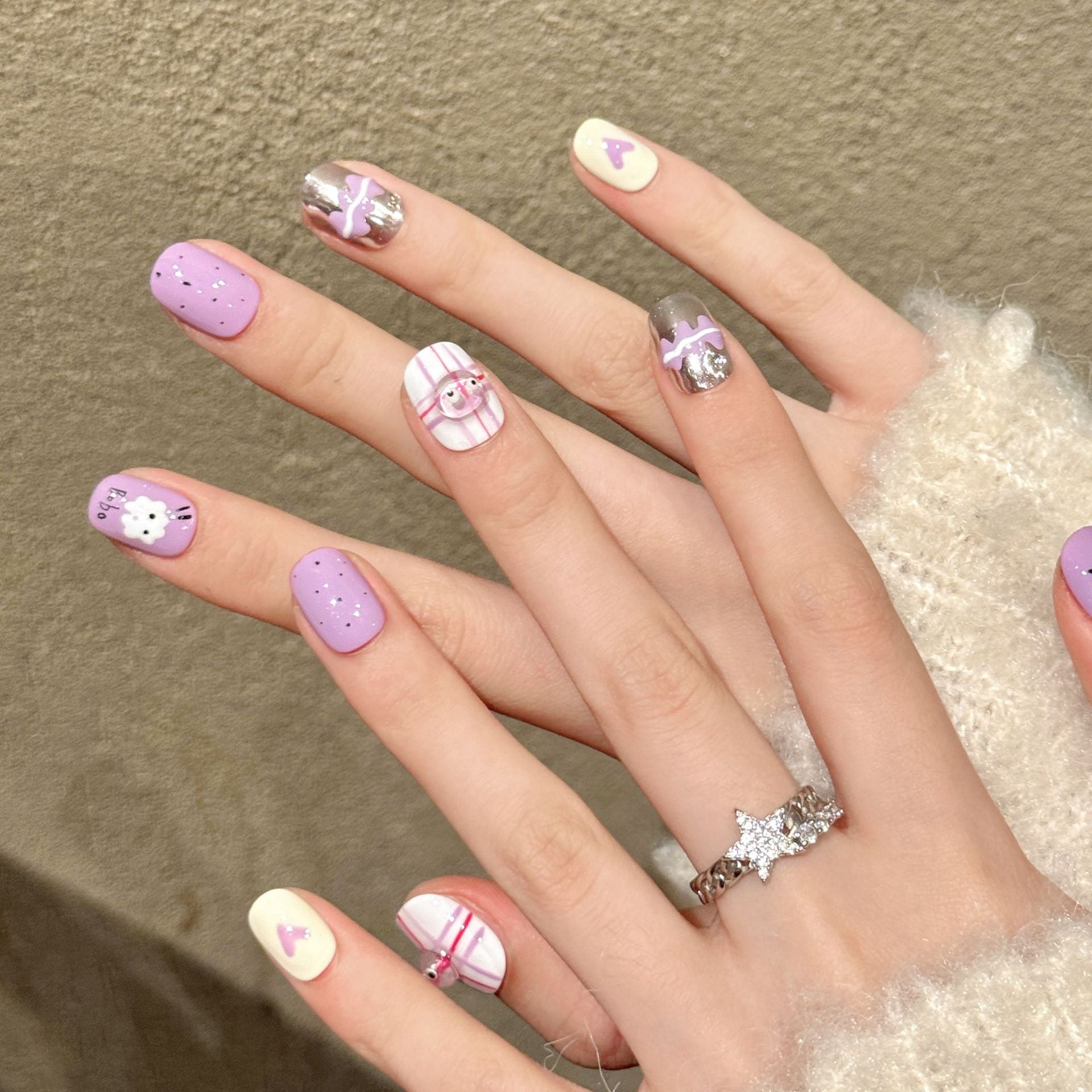 365nails: 「夢幻愛心」—3D 貓咪與格紋 手工製 短款 方形 甲片