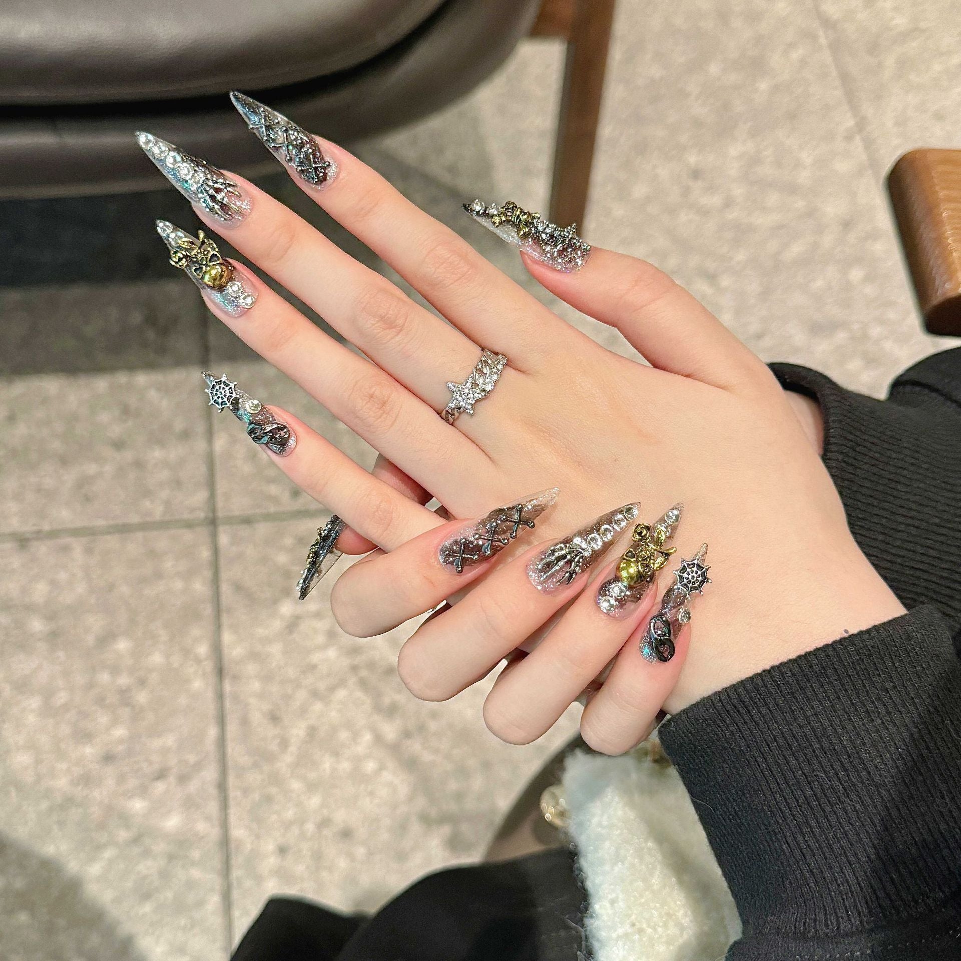 365nails: "Gothic Relic" – 3D Skull & Cross Handmade Stiletto Nails
