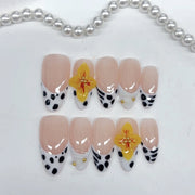 Wild Bloom: "Dalmation Tulip" – Almond Press-Ons