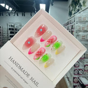 365nails : Floraison tropicale — ongles 3D à motif floral, faits main, forme amande