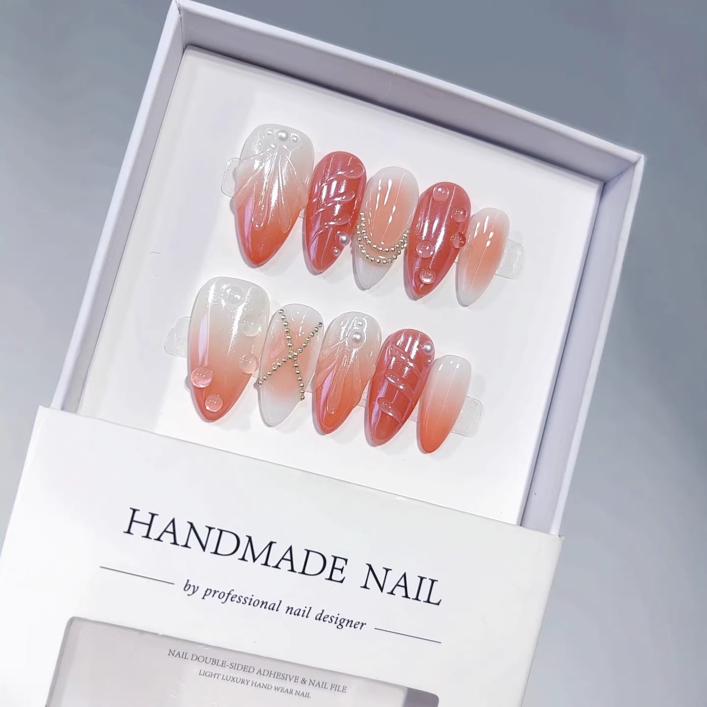 Amber Bloom : « Fleur orange dégradé » – Ongles press-on fait main forme amande