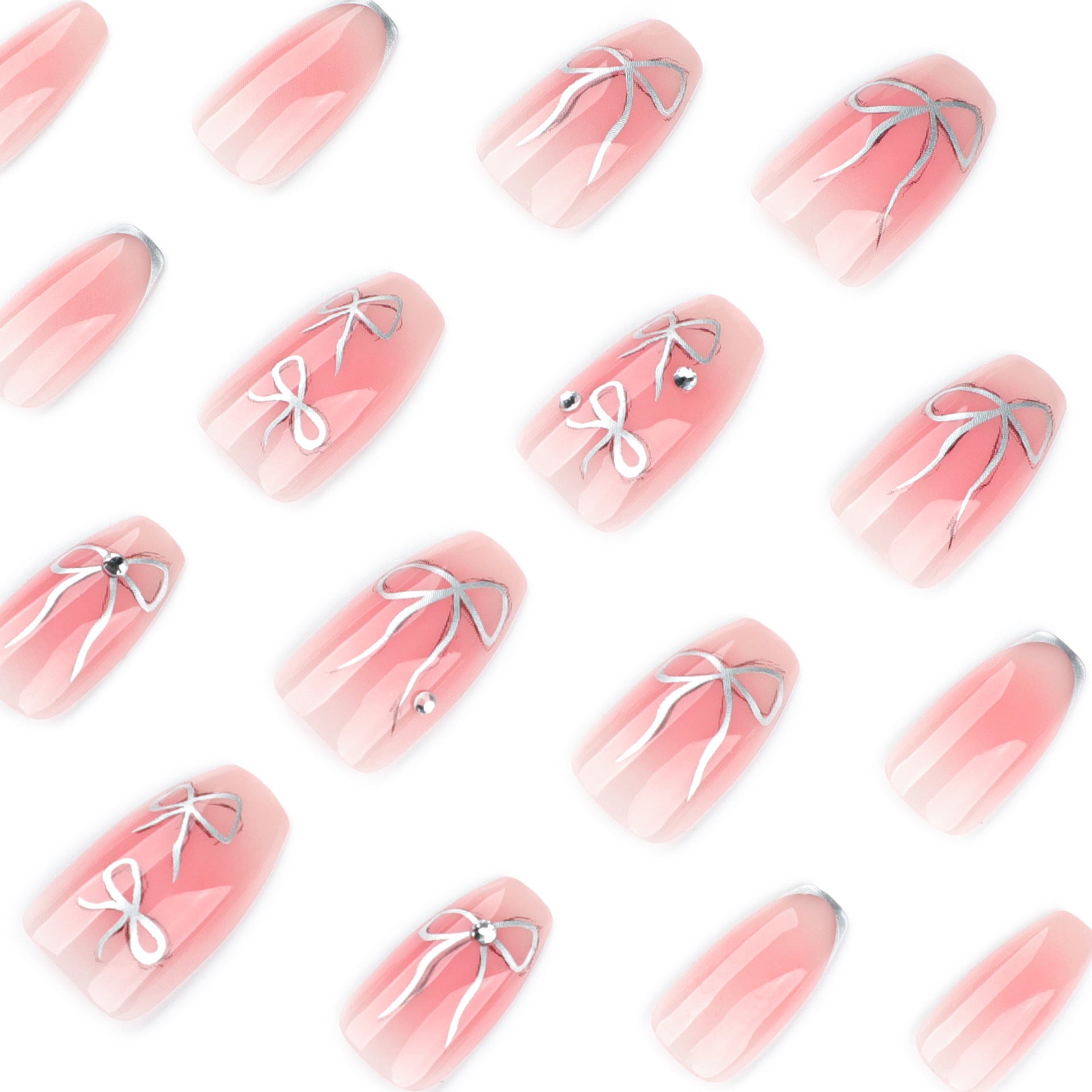 Conjunto de unhas postiças rosa nude com laço prateado