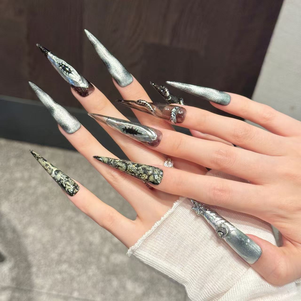 Dragon Scale Metallic Fantasy Press-On Nails