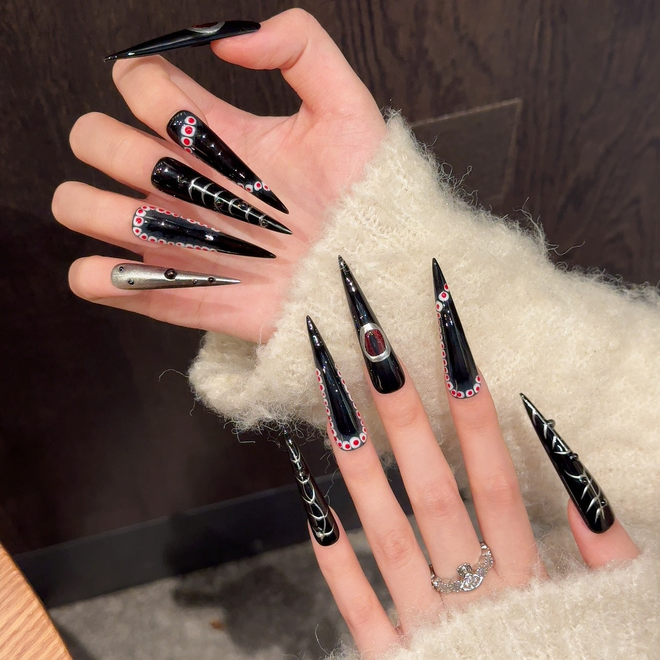 Uñas premium dulces y geniales con diseño de ángel de metal, ojo de diablo, con personalidad, punta extra larga y oscura | 365nails
