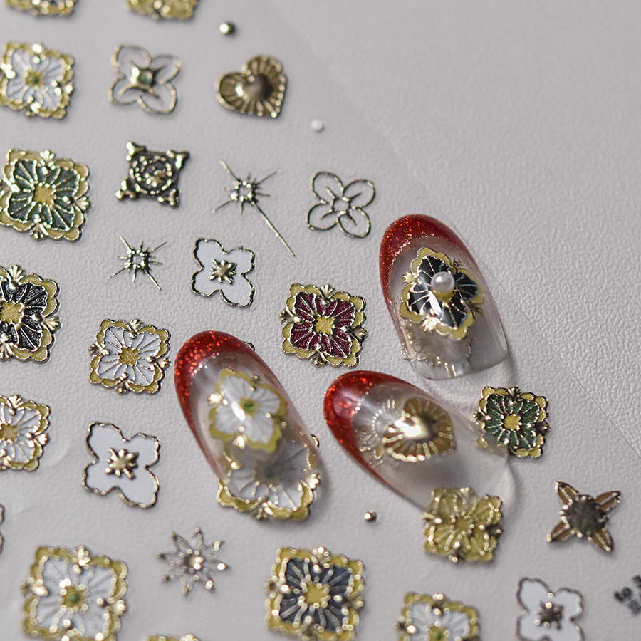 365nails: 復古金箔花卉徽章 – 美甲貼紙