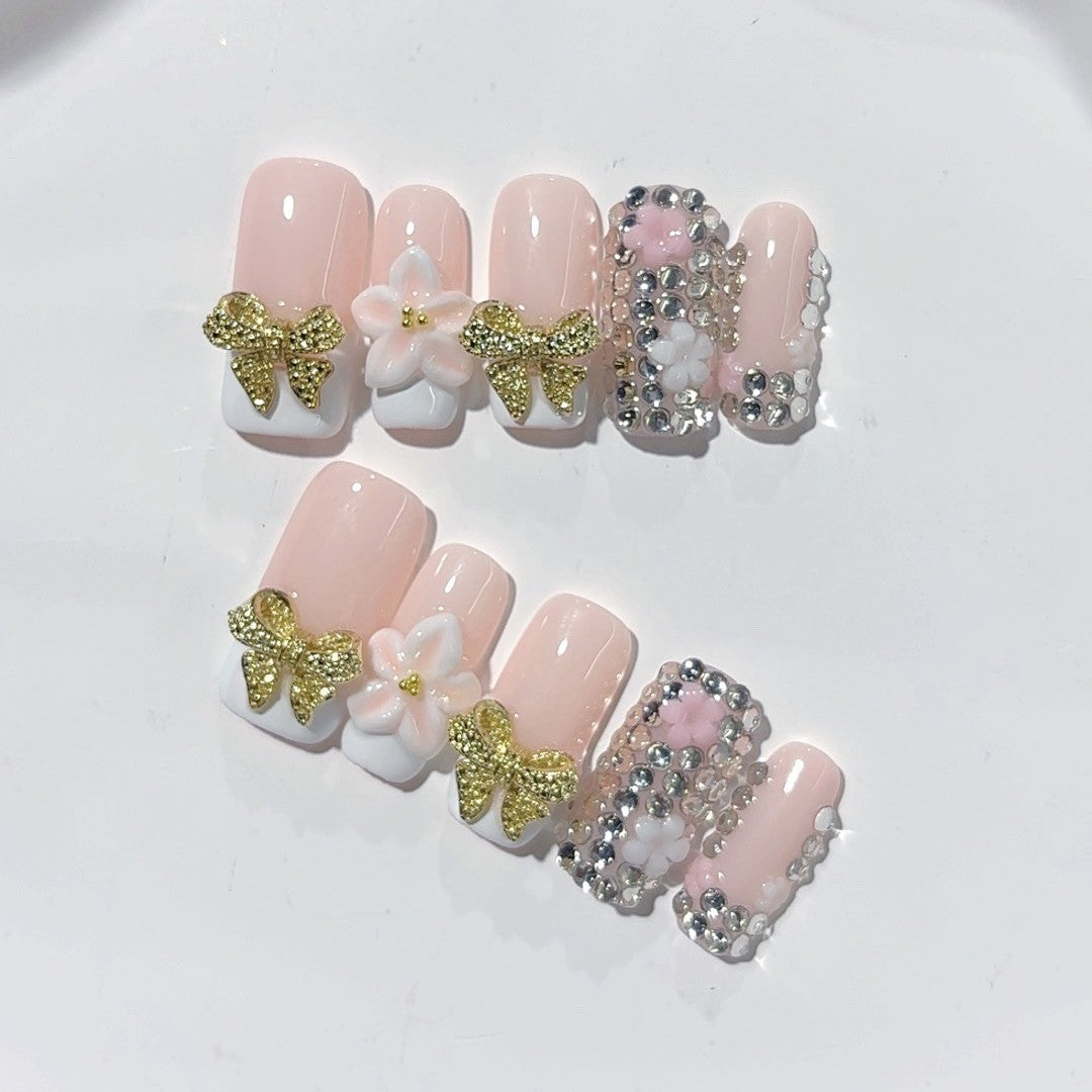 Luxe nœud rose : « Floral et strass » – Ongles press-on forme carrée