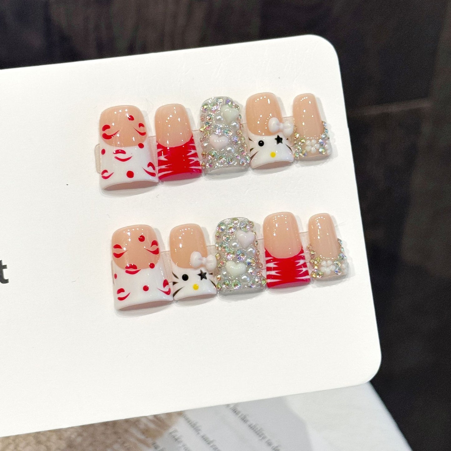 Cute Kitty Sparkle Duckbill Press On Nails