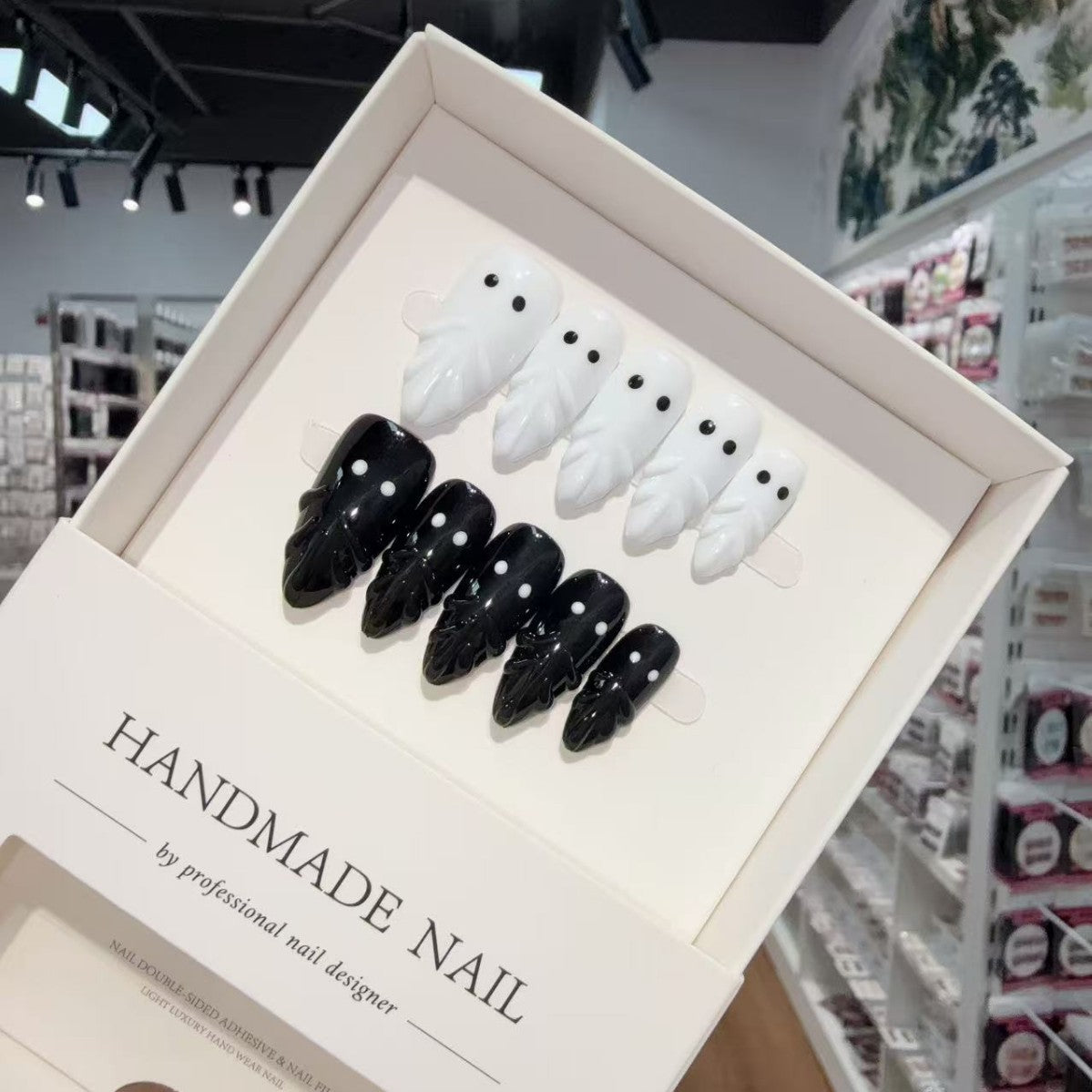365nails: "Midnight Minions" – 3D Googly Eyes Handmade Stiletto Nails