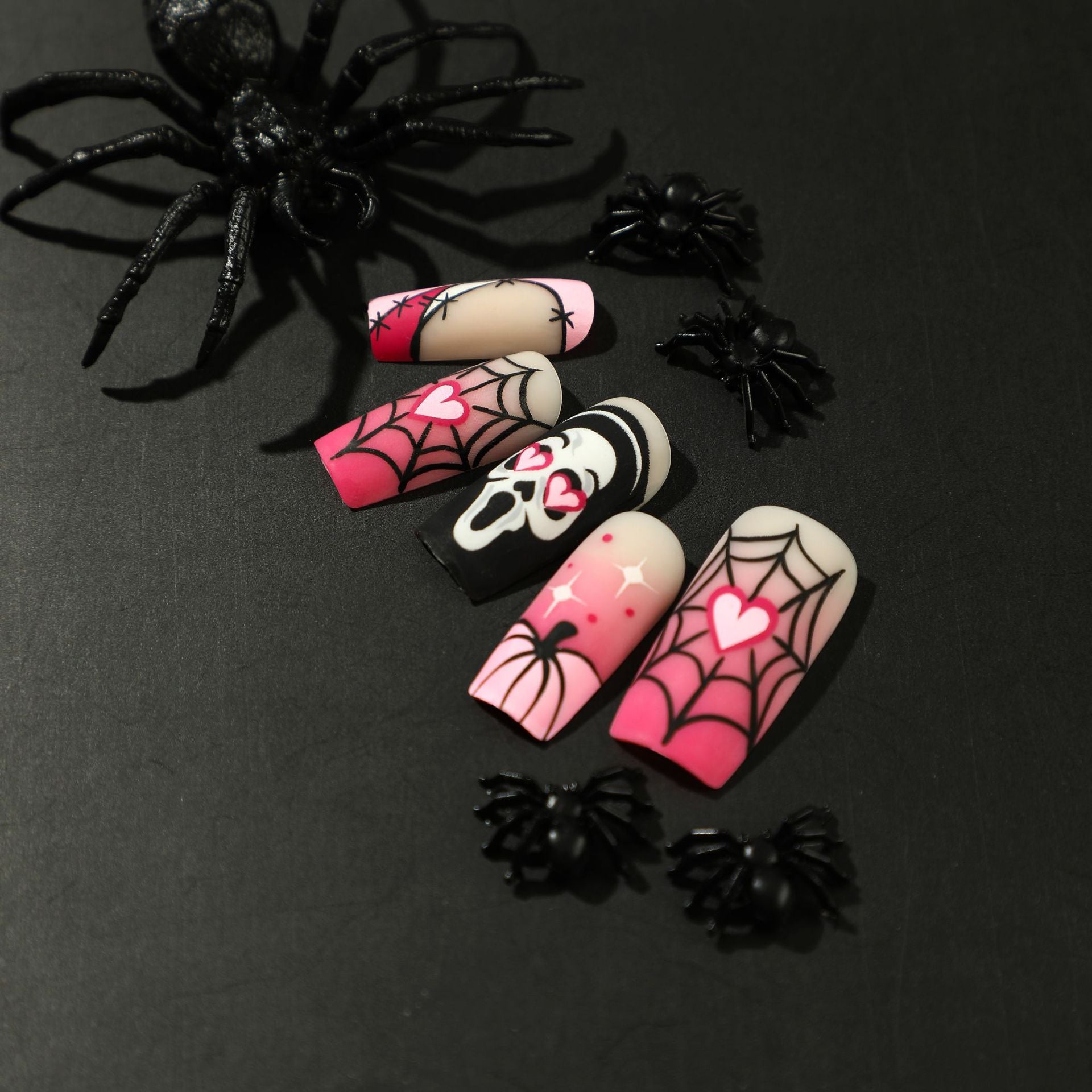 Unhas decoradas para Halloween, unhas decoradas, rosa, mudança gradual, amor, abóbora, teia de aranha, esqueleto, unhas de pressão｜365nails