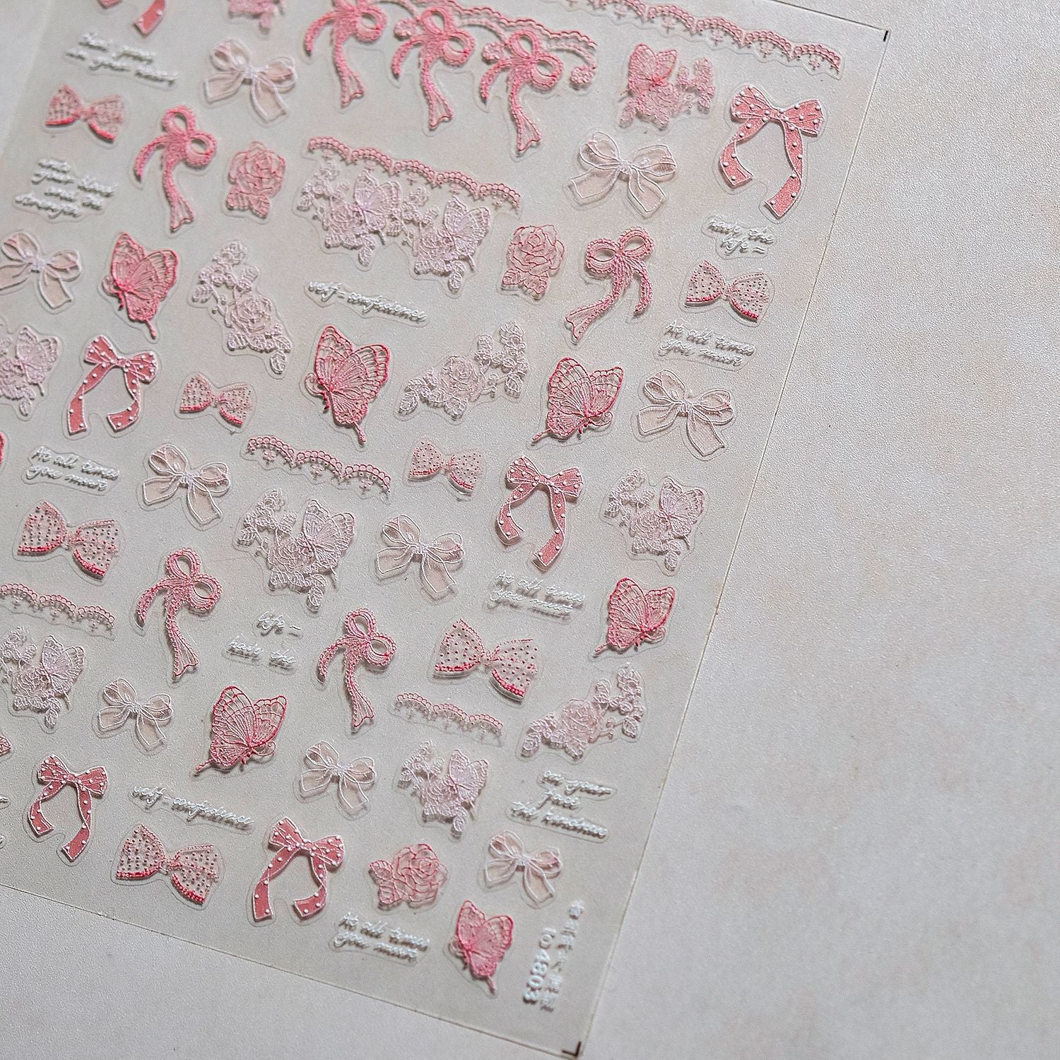 蕾絲蝴蝶結系列：「胭脂蕾絲」— 3D 浮雕指甲貼