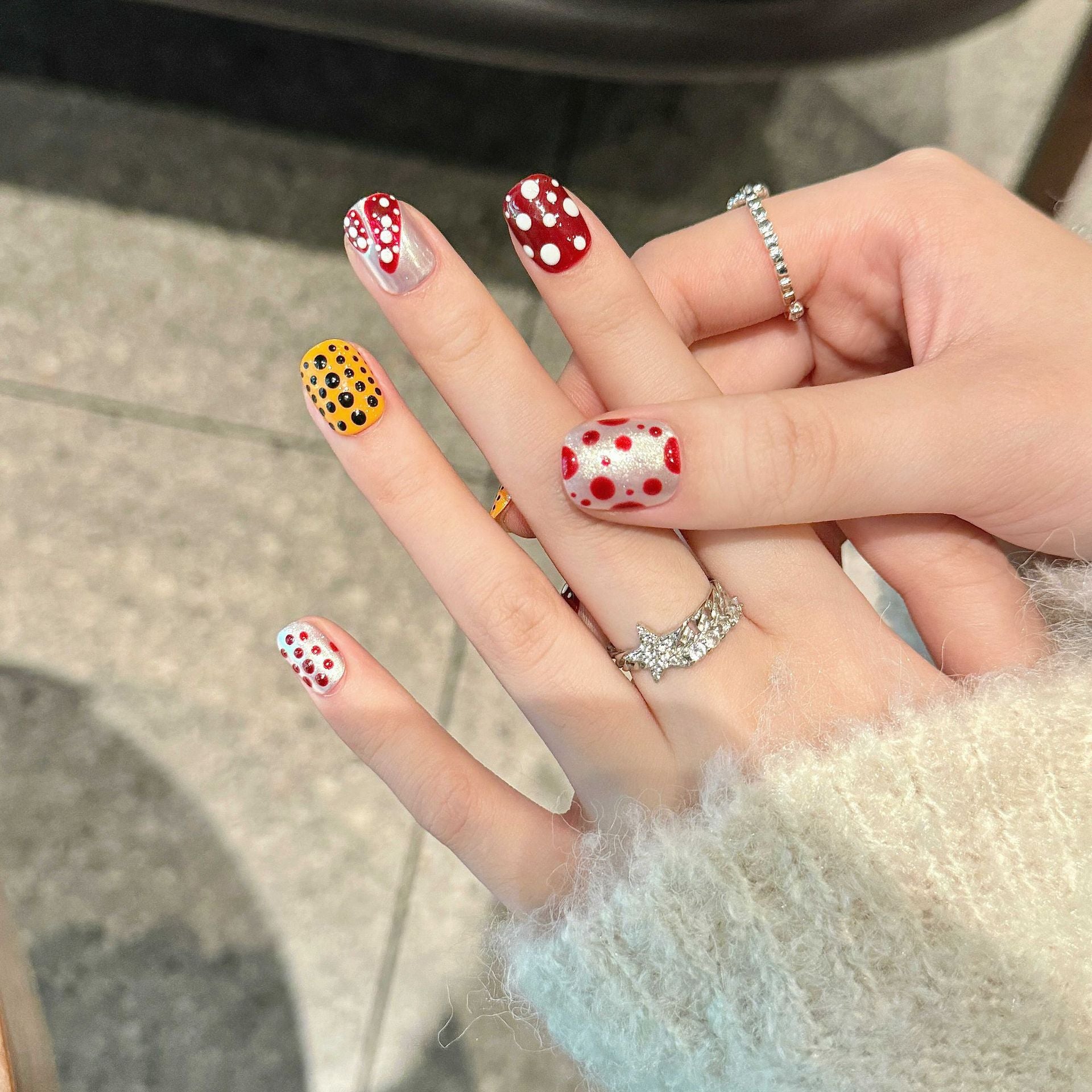 365nails: "Pop Art Dots" – Hand-Painted Polka Dot Short Square Nails