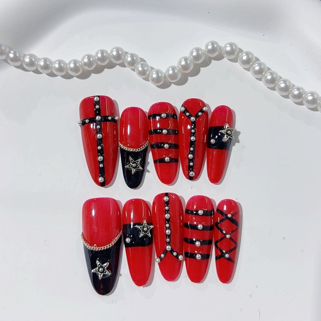 365nails - 哥德暗夜：緋紅羈絆 — 杏仁形 手工製 鉚釘裝飾 穿戴甲