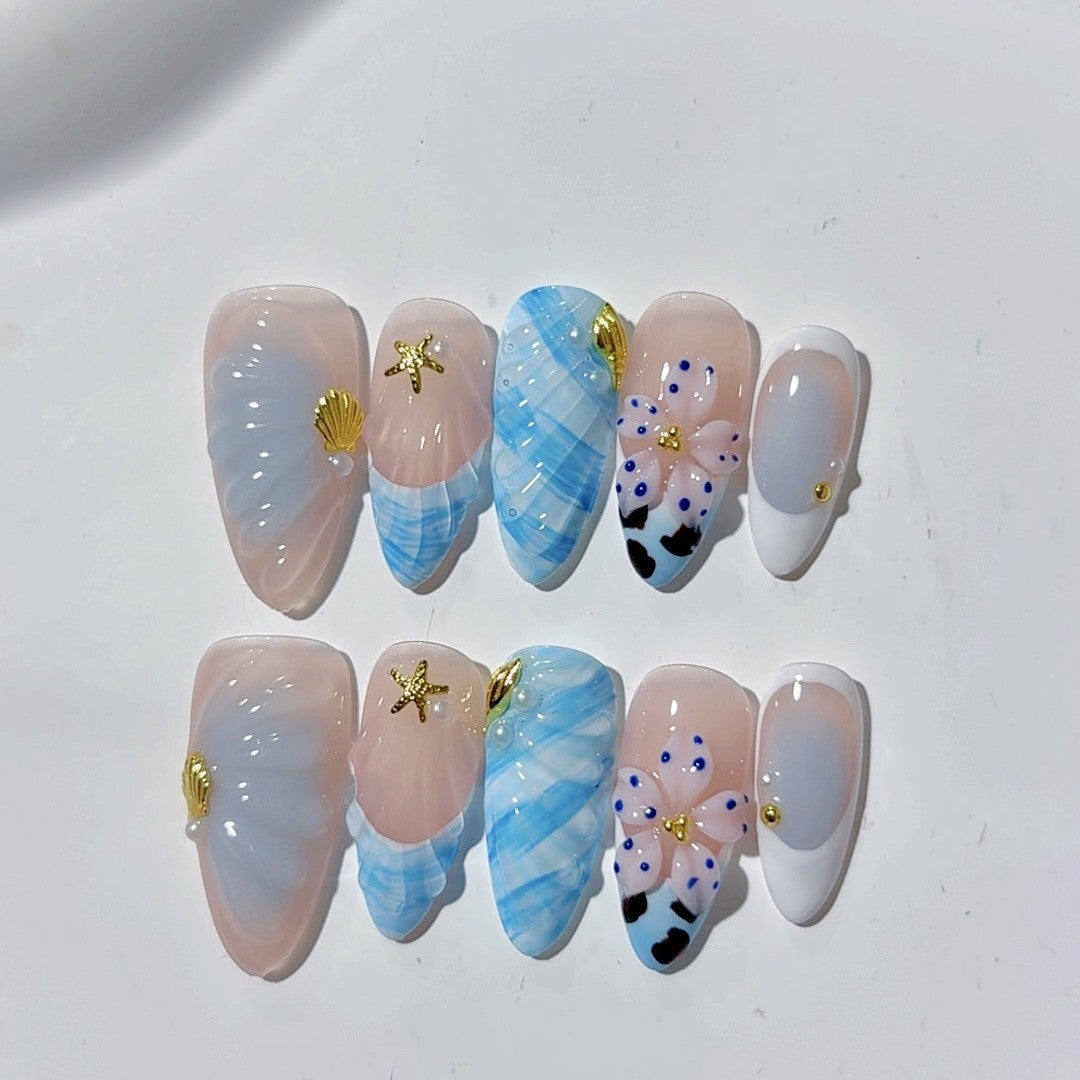 365nails: "海洋貝殼美人魚" – 中長款杏仁形海藍色手工製穿戴甲