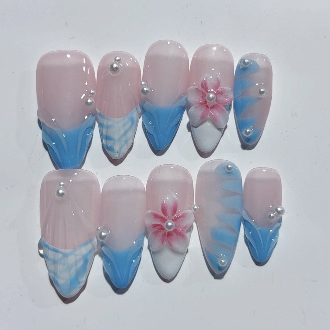 365nails：「蔚藍花語」— 中長款 杏仁形 藍粉花卉 手工製 穿戴甲